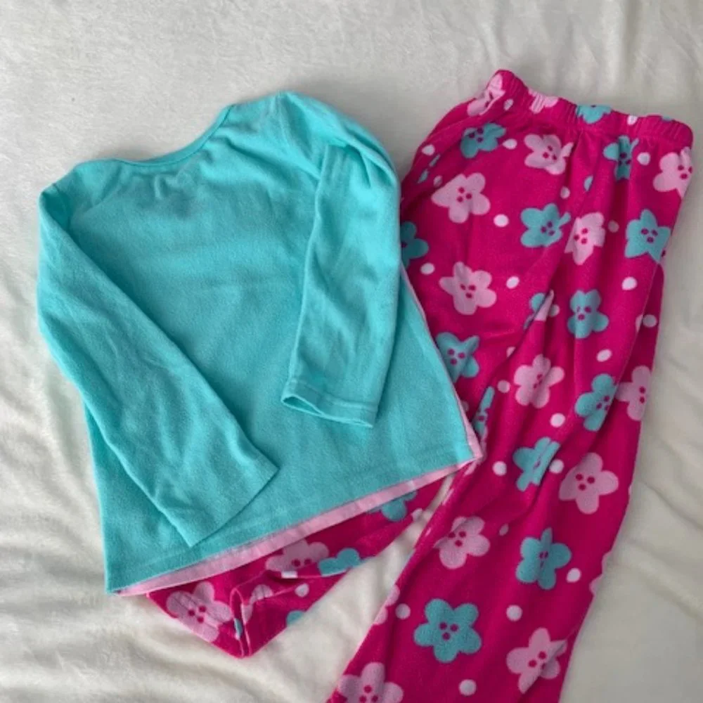 Girls Size 6 bundle of 3 Pajama Sets - Picture 3 of 11